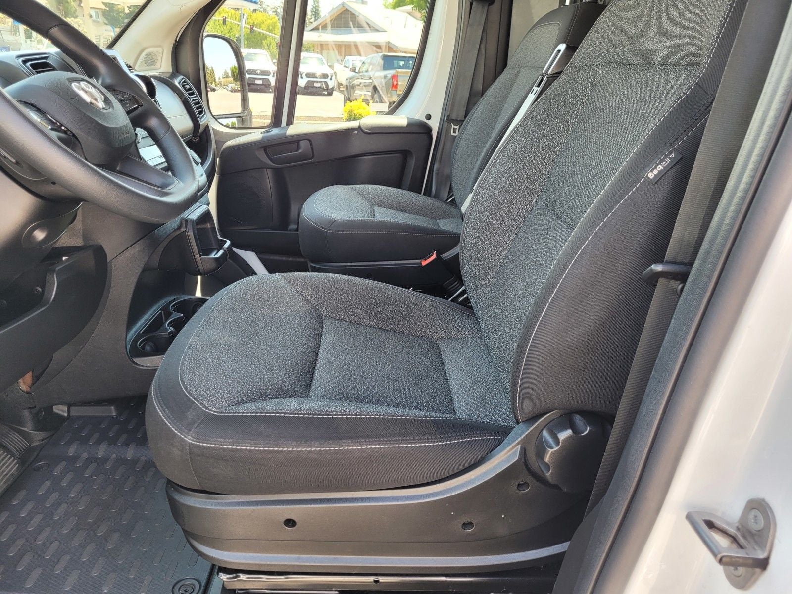 2025 RAM ProMaster 2500 Base