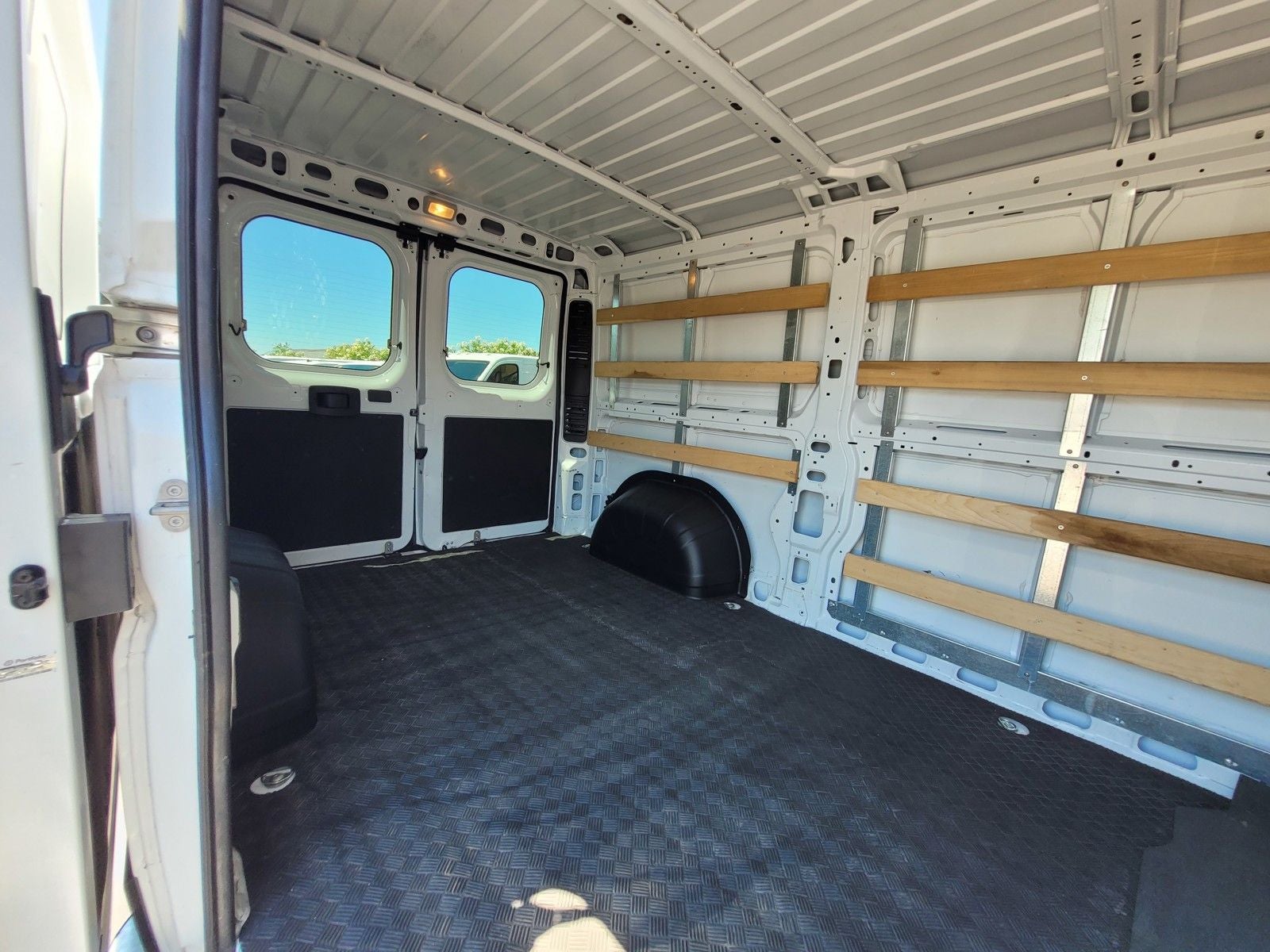 2025 RAM ProMaster 2500 Base
