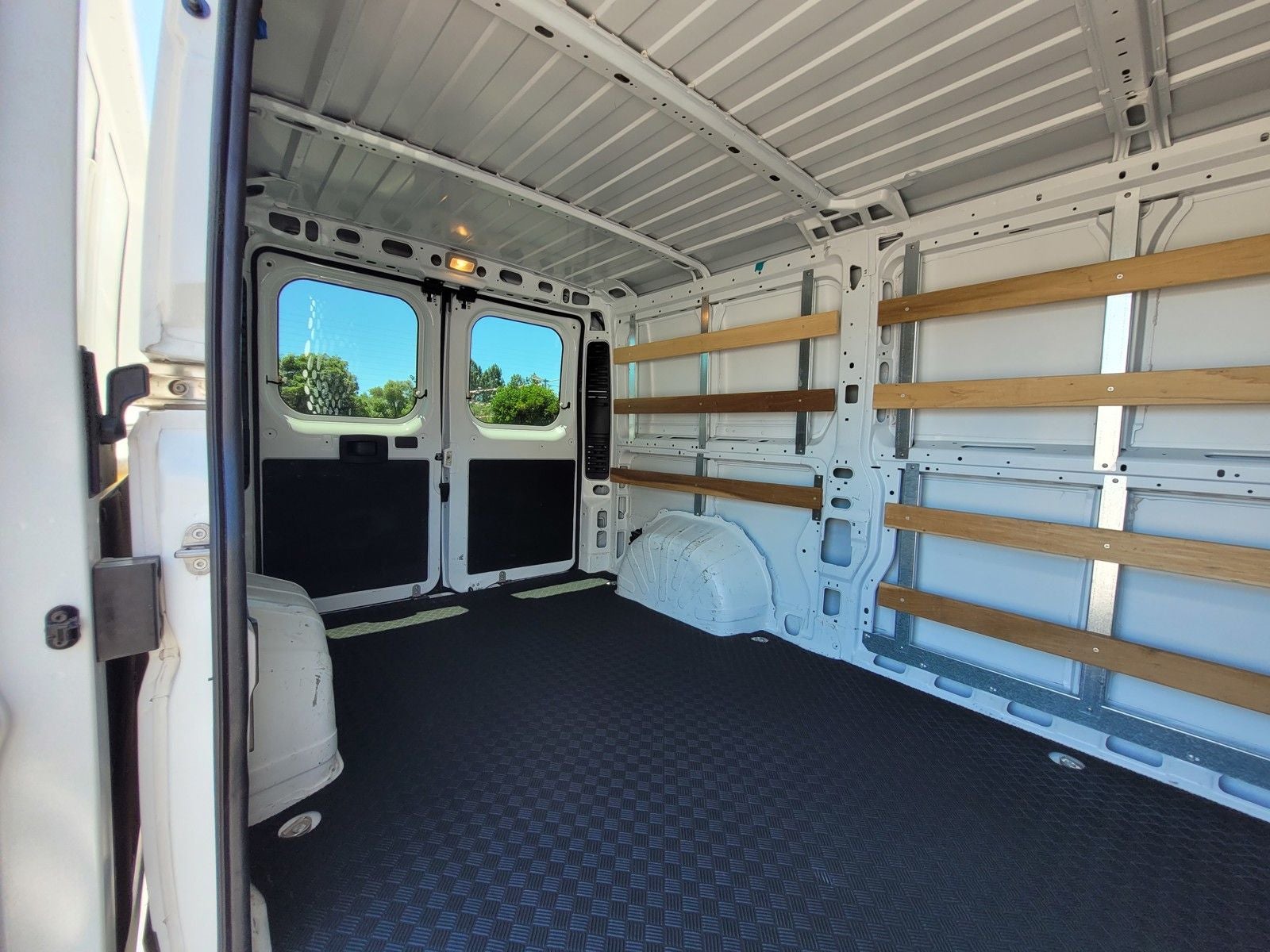 2025 RAM ProMaster 2500 Base