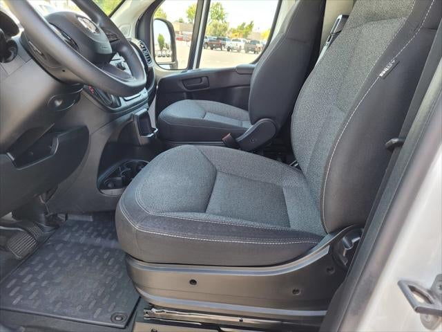 2025 RAM ProMaster 2500 Base