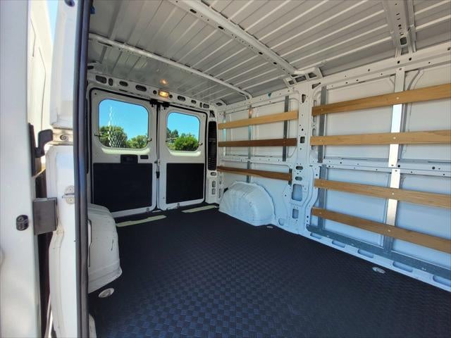 2025 RAM ProMaster 2500 Base