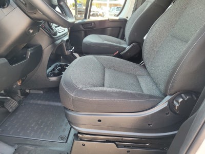 2025 RAM ProMaster 2500 Base