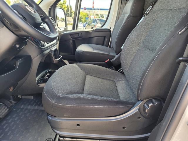 2025 RAM ProMaster 2500 Base