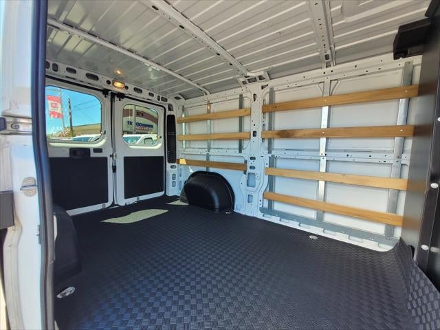 2025 RAM ProMaster 2500 Base