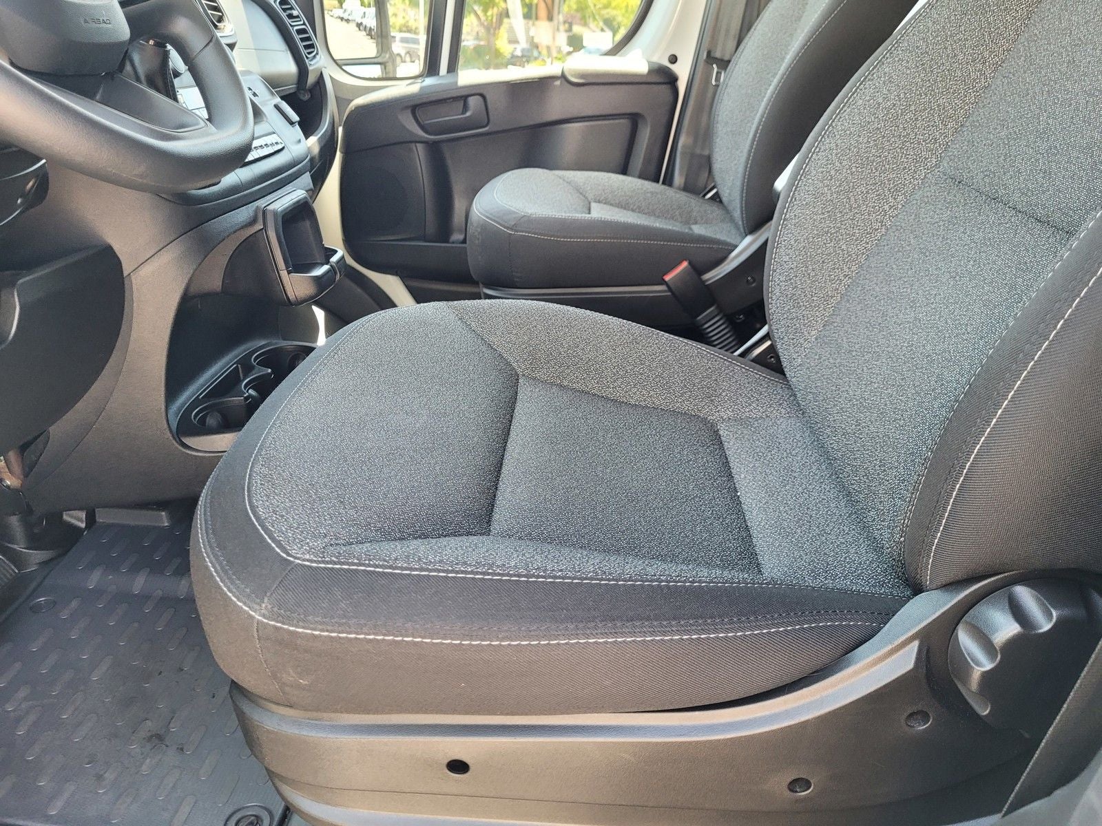 2025 RAM ProMaster 2500 Base