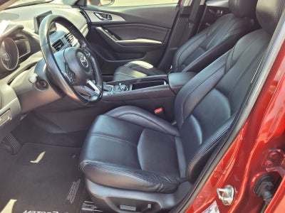 2018 Mazda Mazda3 Touring