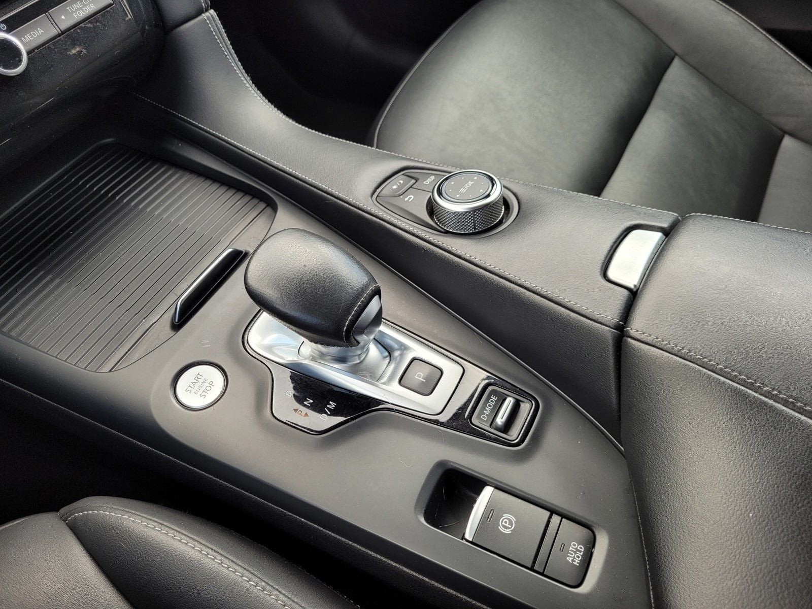 2019 INFINITI QX50 LUXE