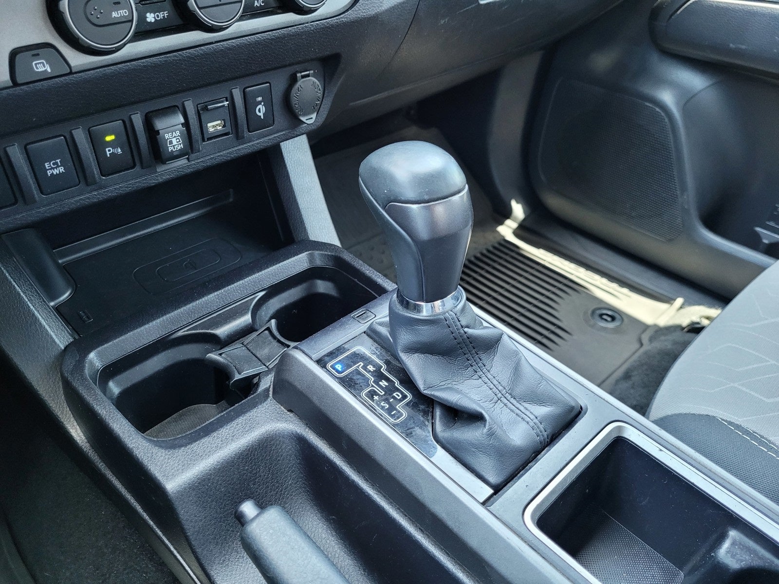 2022 Toyota Tacoma TRD Off-Road V6