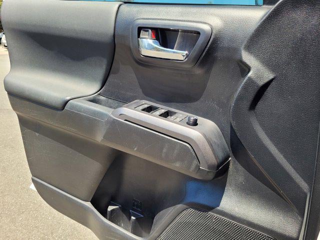 2022 Toyota Tacoma TRD Off-Road V6