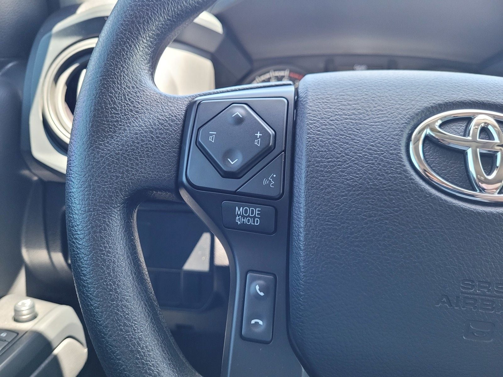 2022 Toyota Tacoma SR V6