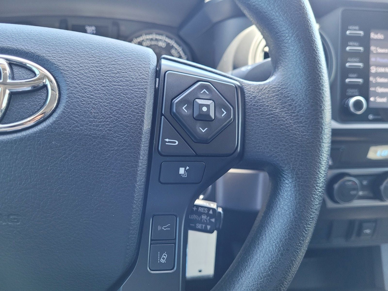 2022 Toyota Tacoma SR V6