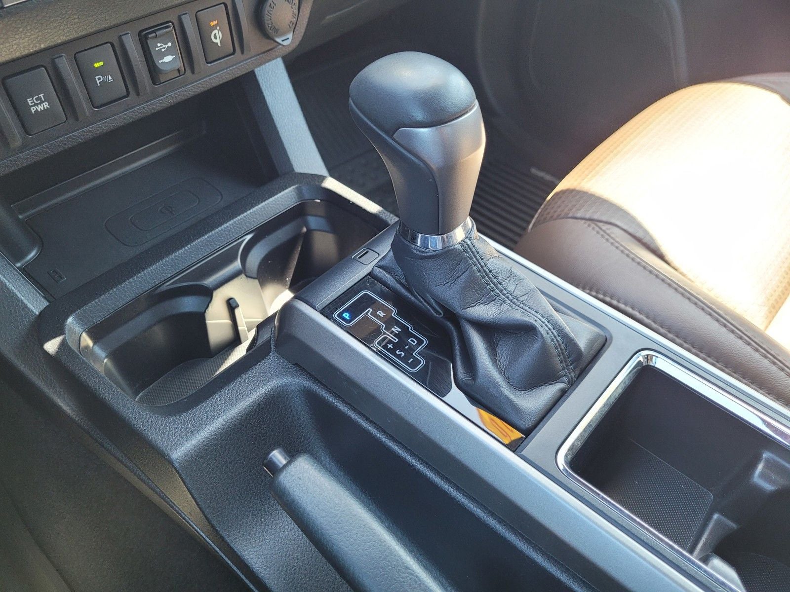 2016 Toyota Tacoma Limited V6