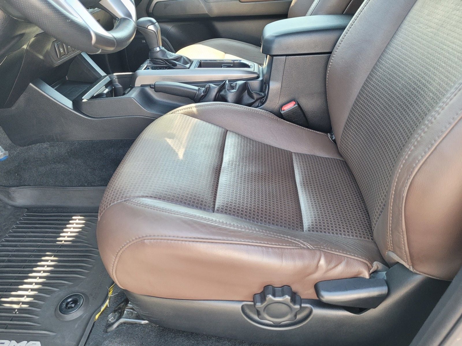 2016 Toyota Tacoma Limited V6