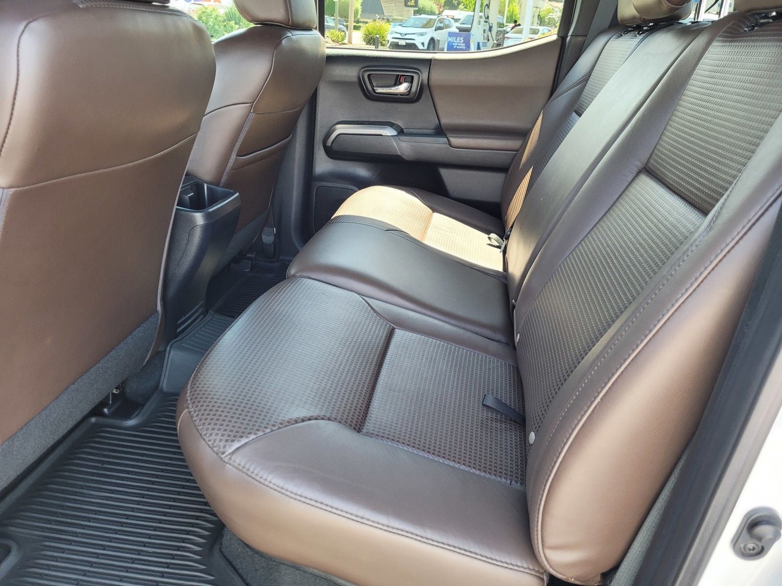 2016 Toyota Tacoma Limited V6