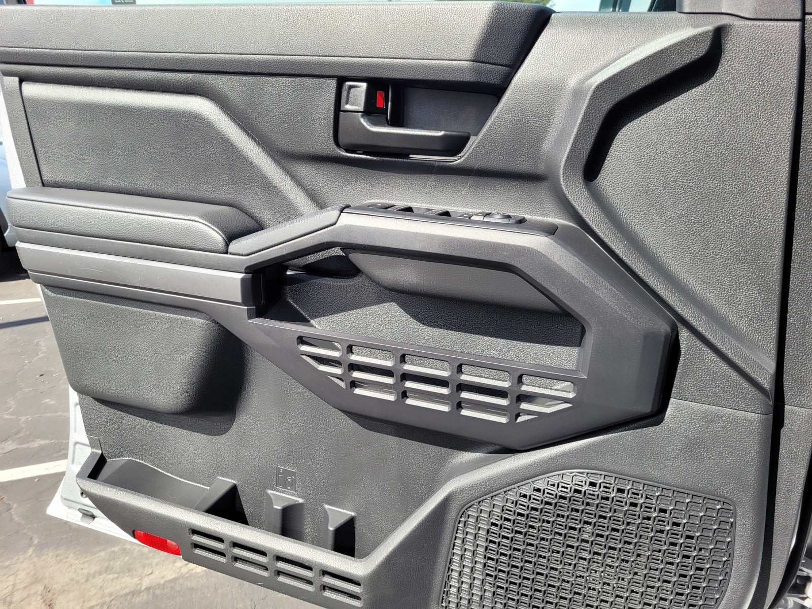 2024 Toyota Tacoma SR5 6FT LONG BED