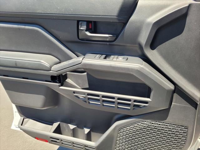 2025 Toyota Tacoma SR