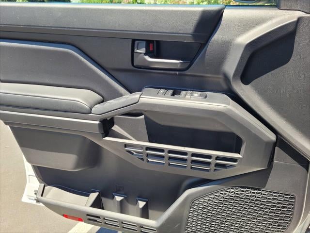 2025 Toyota Tacoma SR
