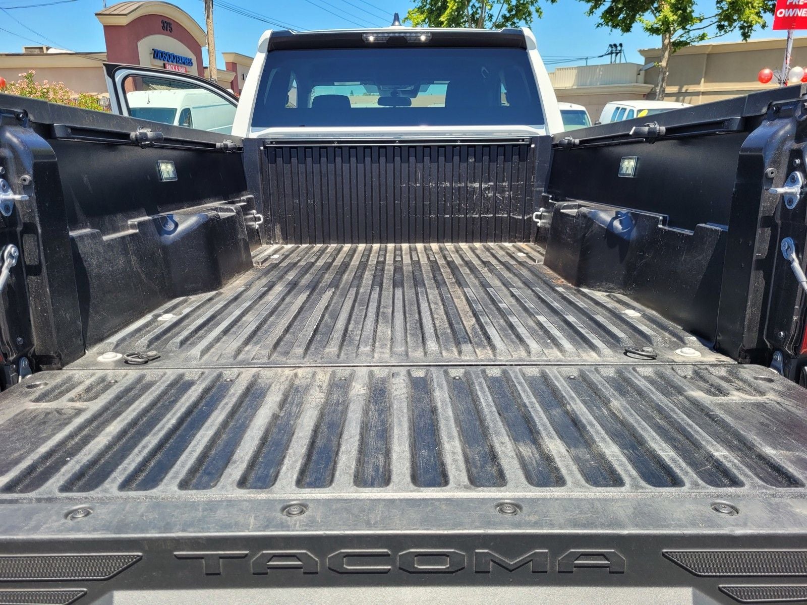 2025 Toyota Tacoma SR