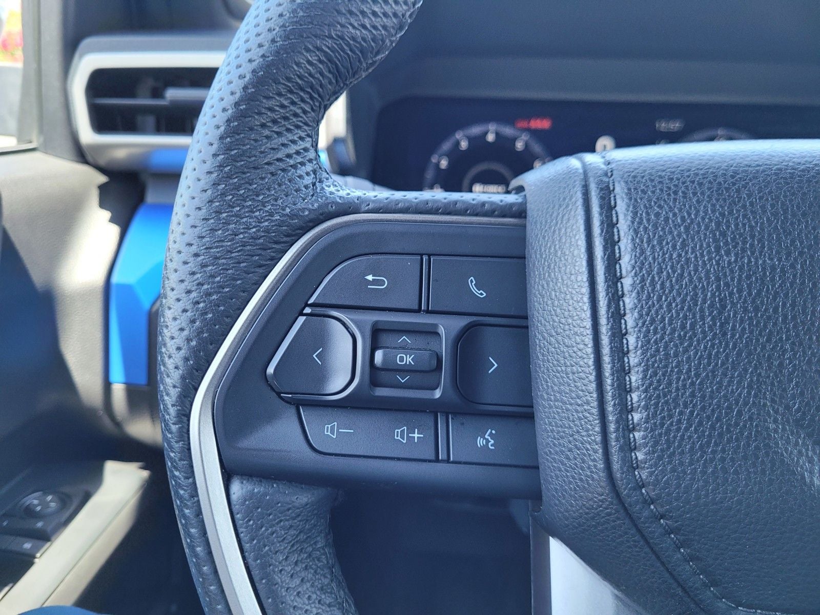 2025 Toyota Tacoma Hybrid TRD Off Road