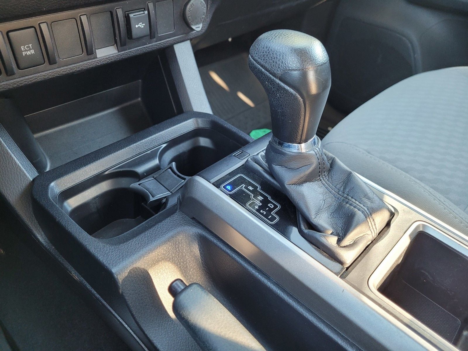 2020 Toyota Tacoma SR5 V6