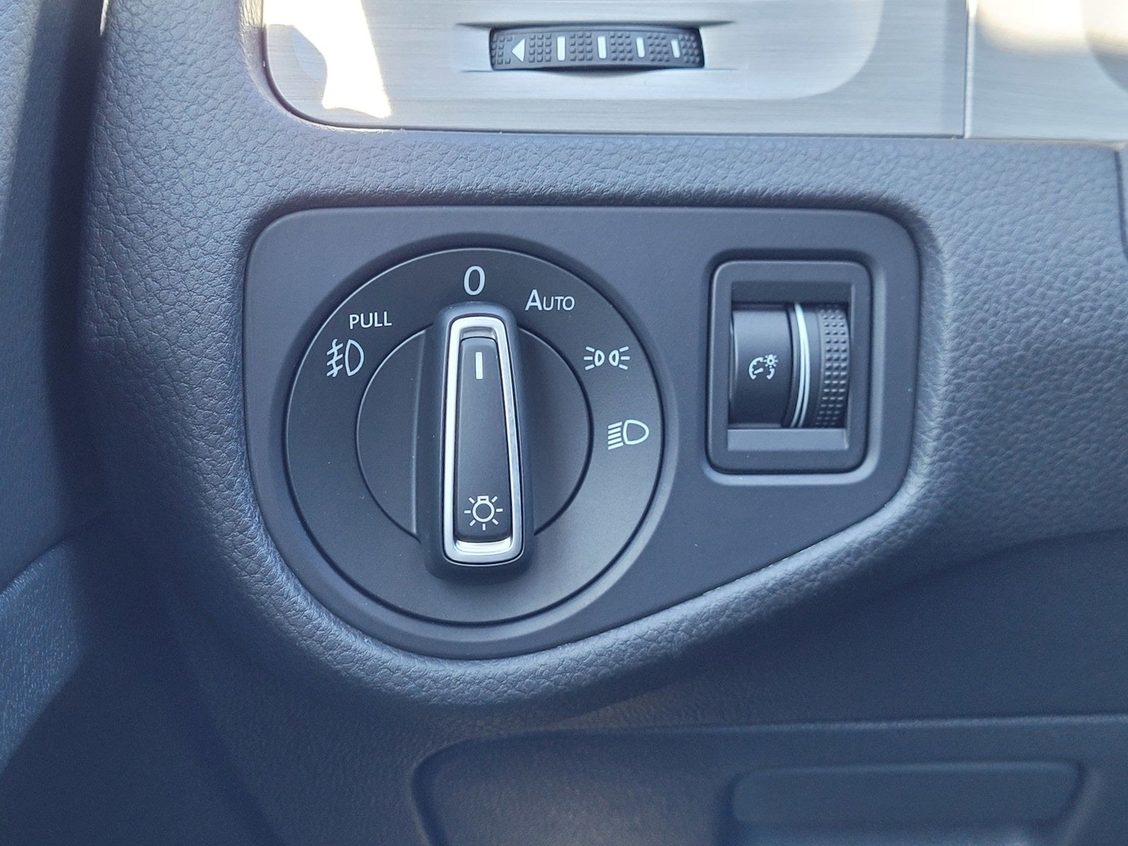 2017 Volkswagen Golf SportWagen S