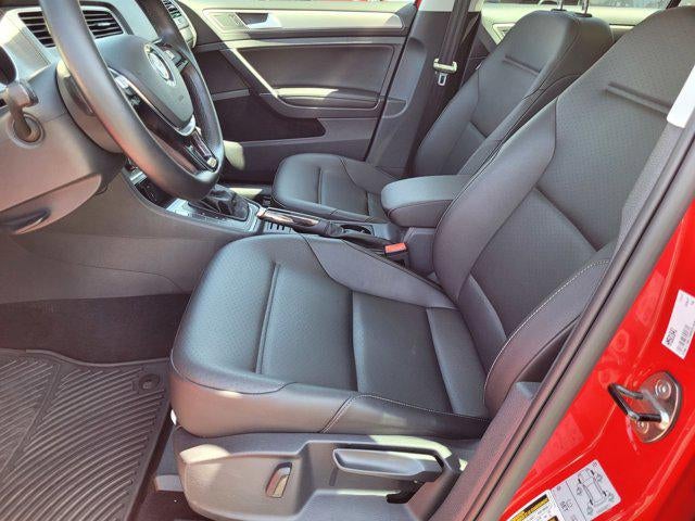 2017 Volkswagen Golf SportWagen S