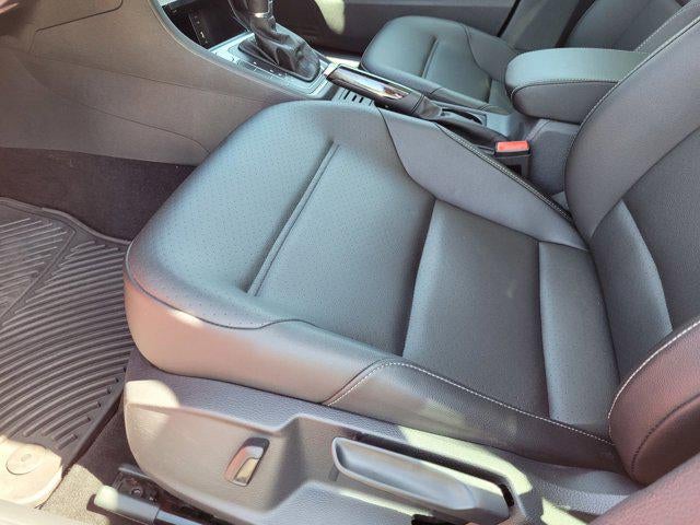 2017 Volkswagen Golf SportWagen S