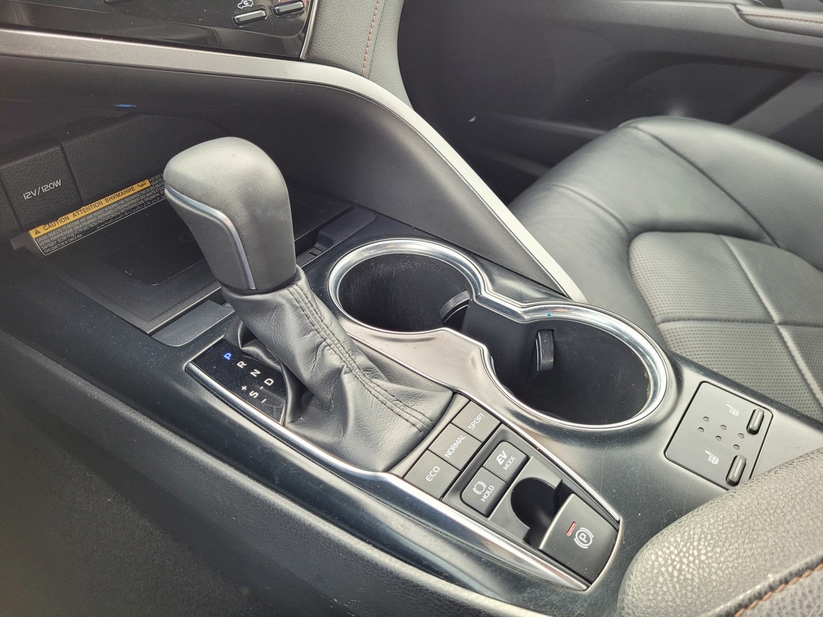 2019 Toyota Camry Hybrid XLE