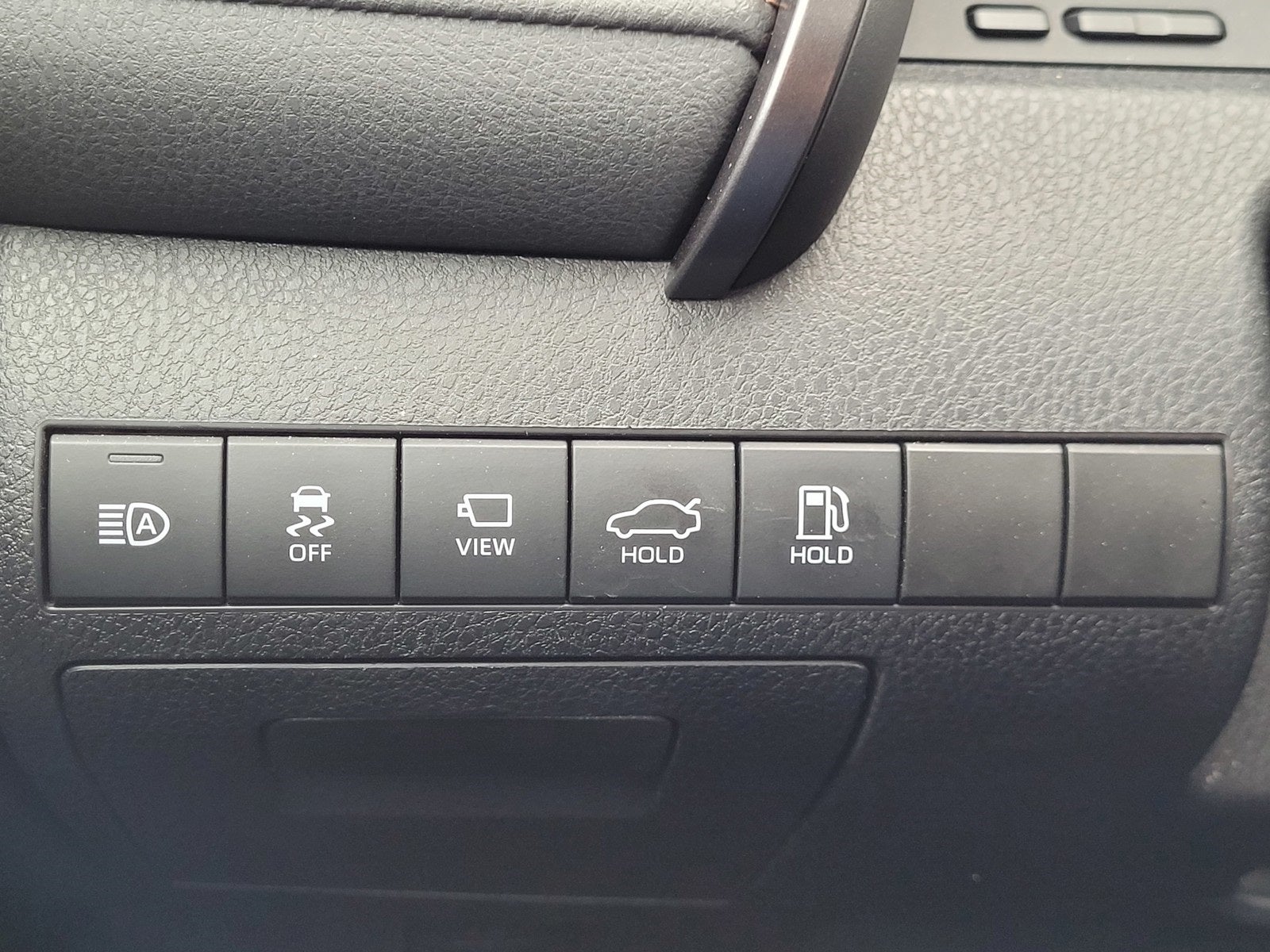 2019 Toyota Camry Hybrid XLE