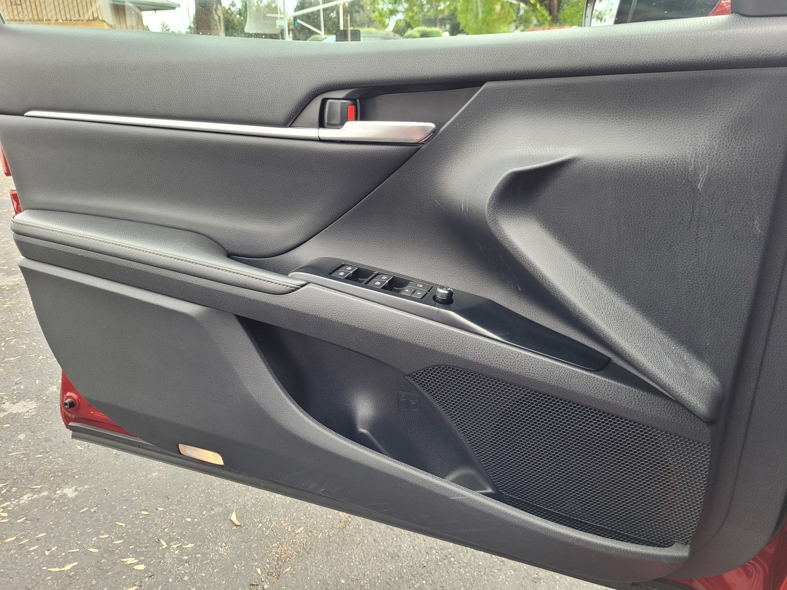 2019 Toyota Camry Hybrid XLE