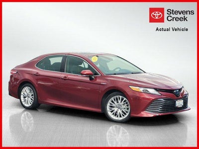 2019 Toyota Camry Hybrid XLE