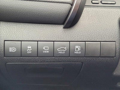 2019 Toyota Camry Hybrid XLE