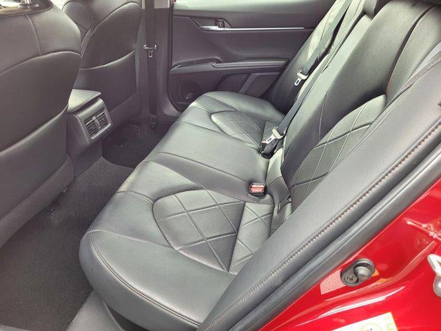 2019 Toyota Camry Hybrid XLE