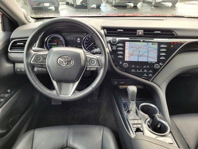 2019 Toyota Camry Hybrid XLE