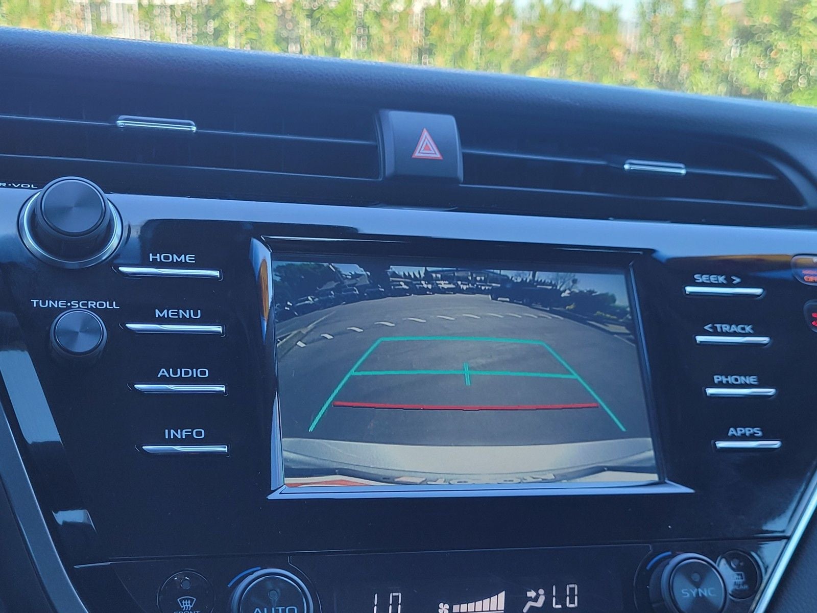 2018 Toyota Camry Hybrid LE