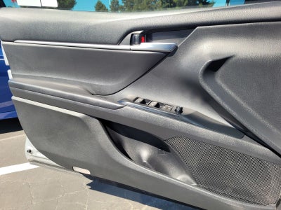 2018 Toyota Camry Hybrid LE