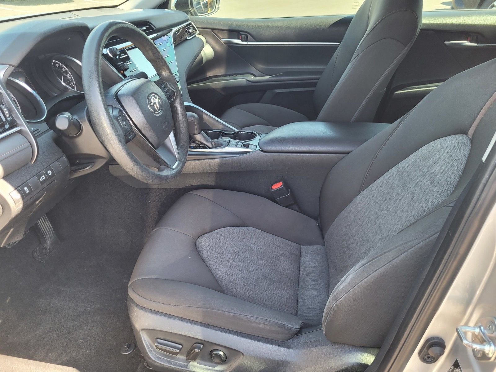 2018 Toyota Camry Hybrid LE