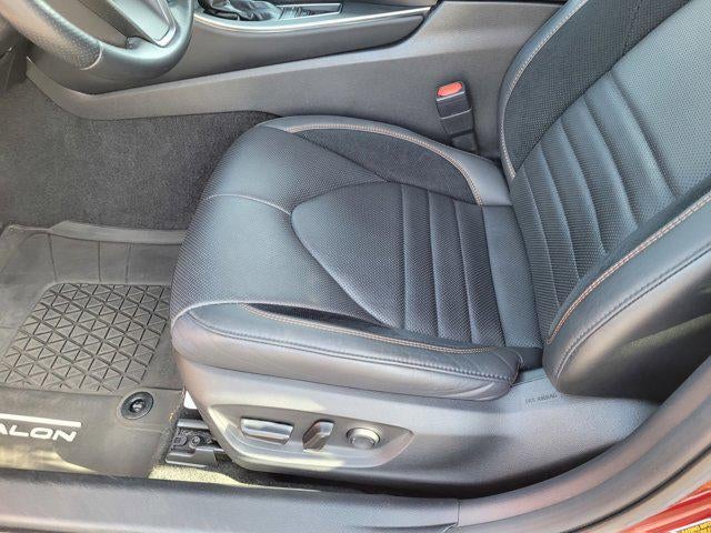 2019 Toyota Avalon XSE