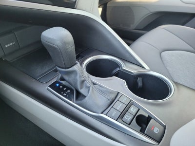 2022 Toyota Camry Hybrid LE