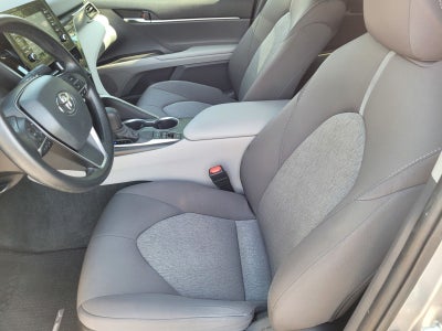 2022 Toyota Camry Hybrid LE