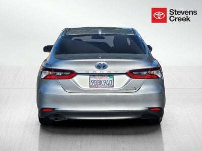 2022 Toyota Camry Hybrid LE