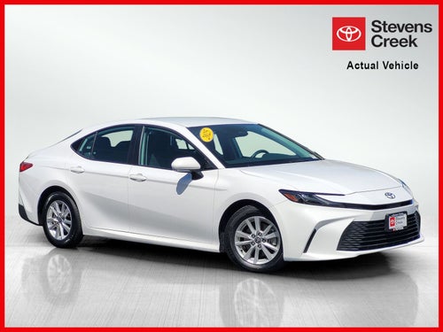 2025 Toyota Camry LE