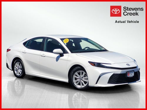 2025 Toyota Camry LE