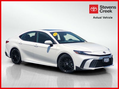2025 Toyota Camry SE