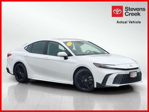 2025 Toyota Camry SE