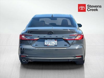2025 Toyota Camry SE