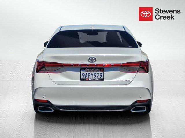 2022 Toyota Avalon Limited