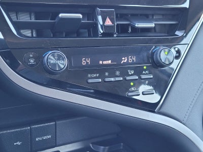 2023 Toyota Camry Hybrid XLE