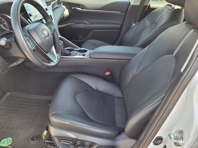 2023 Toyota Camry Hybrid XLE