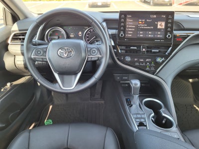 2023 Toyota Camry Hybrid XLE